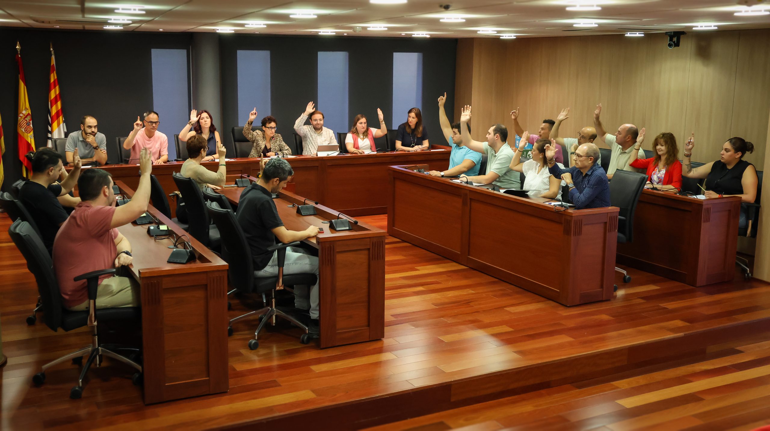 El Ayuntamiento aprueba en Pleno reforzar la inversión en Fira d’Onda