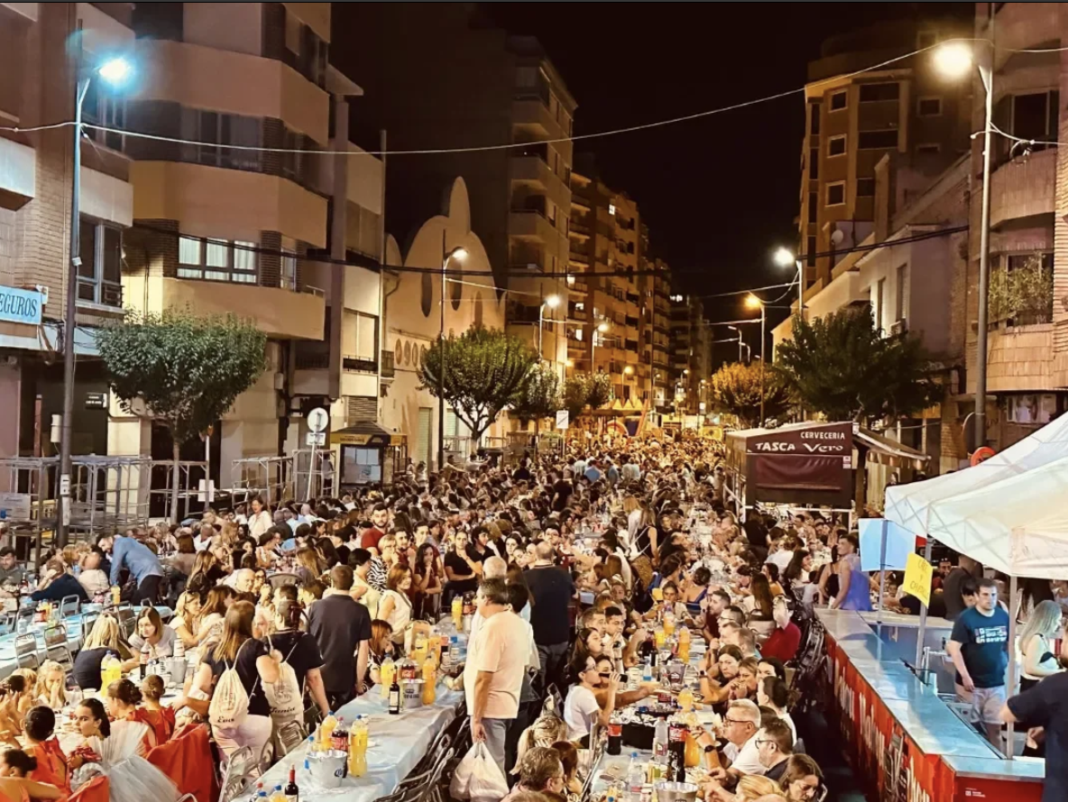 Més de 2.300 persones s’inscriuen en el ‘Paiporta’ de la Batalla de Flors de Burriana