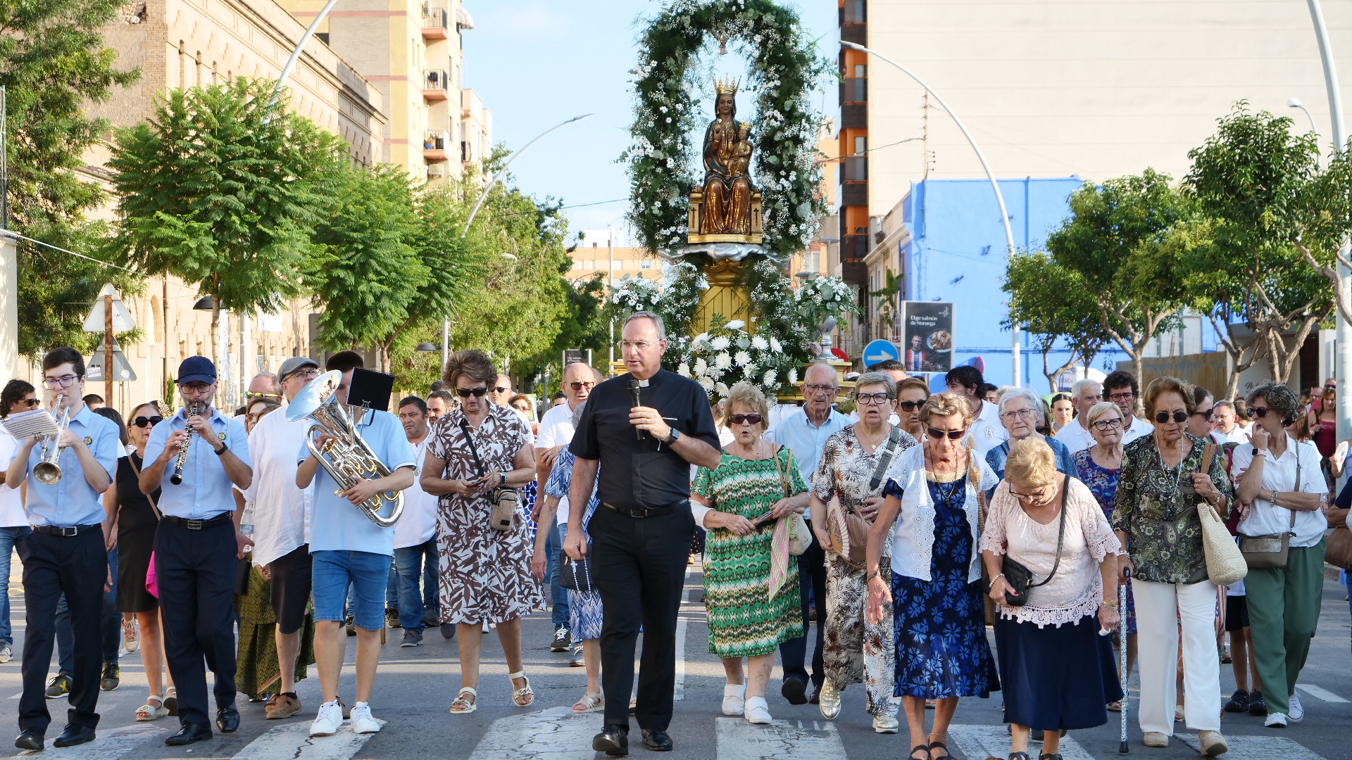 Vila-real reedita la novena de la Mare de Déu de Gràcia de la mà de mossén Vicent Gimeno i Estornell