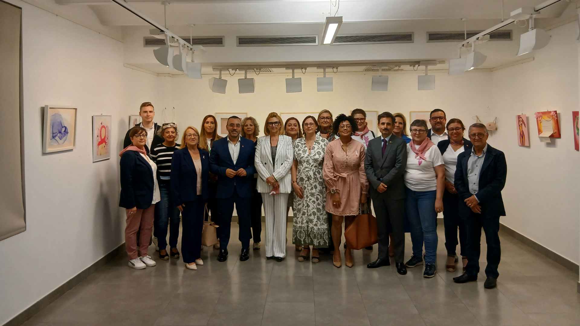 Commemoració del Dia Mundial del Càncer de Mama a Vila-real (AECC)