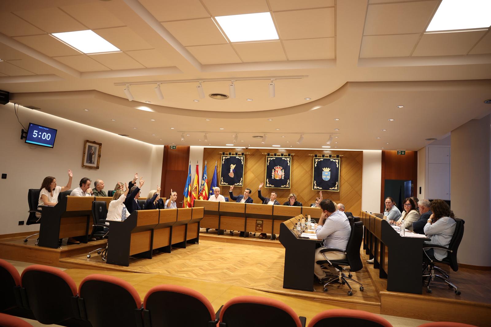 Burriana aprova una nova baixada d’impostos amb el vot en contra de Vox