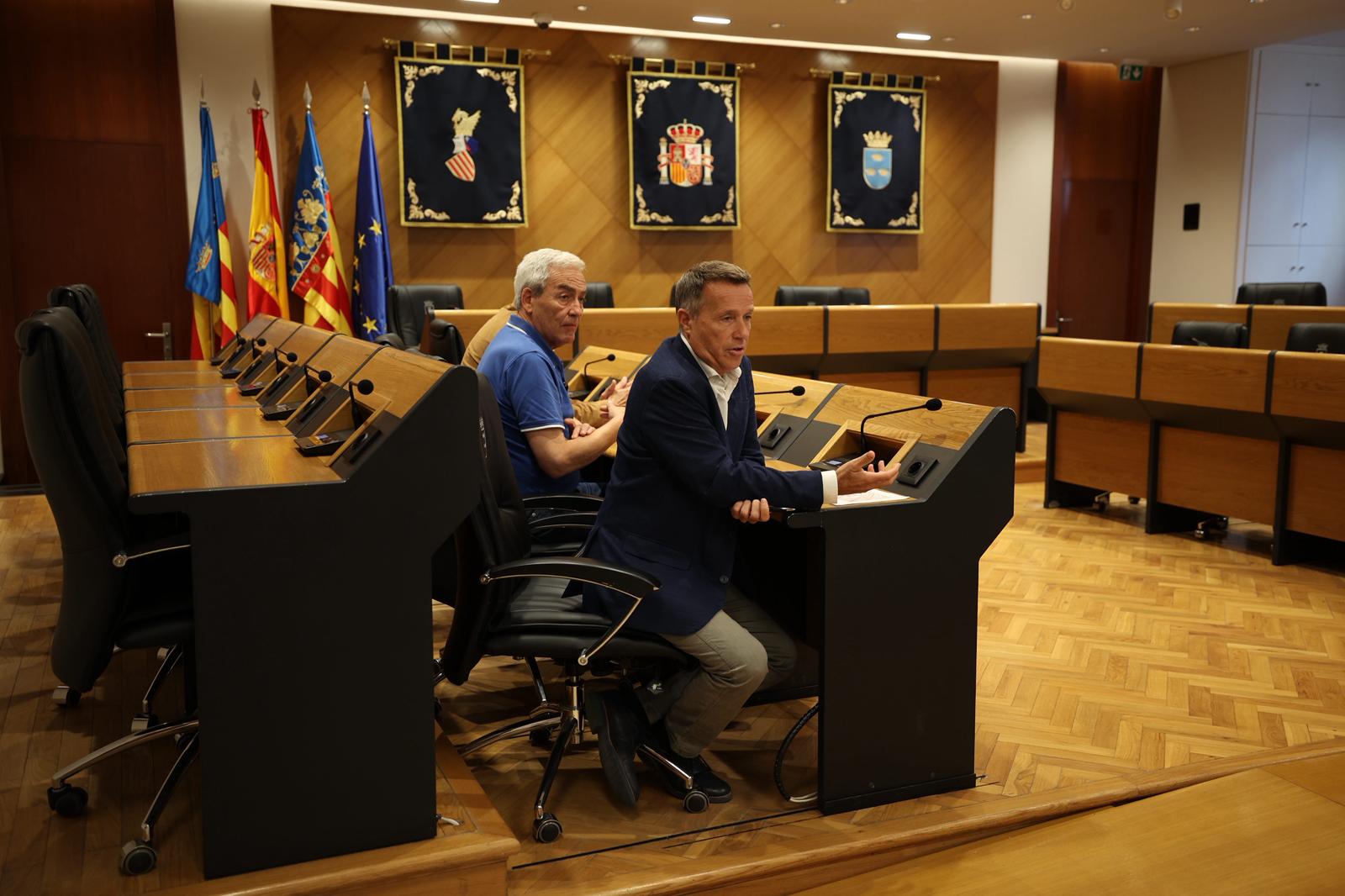 Burriana es reuneix amb els propietaris de les unitats d’execució A-14 i A-16 per informar-los sobre la urbanització d’una zona paralitzada durant 40 anys