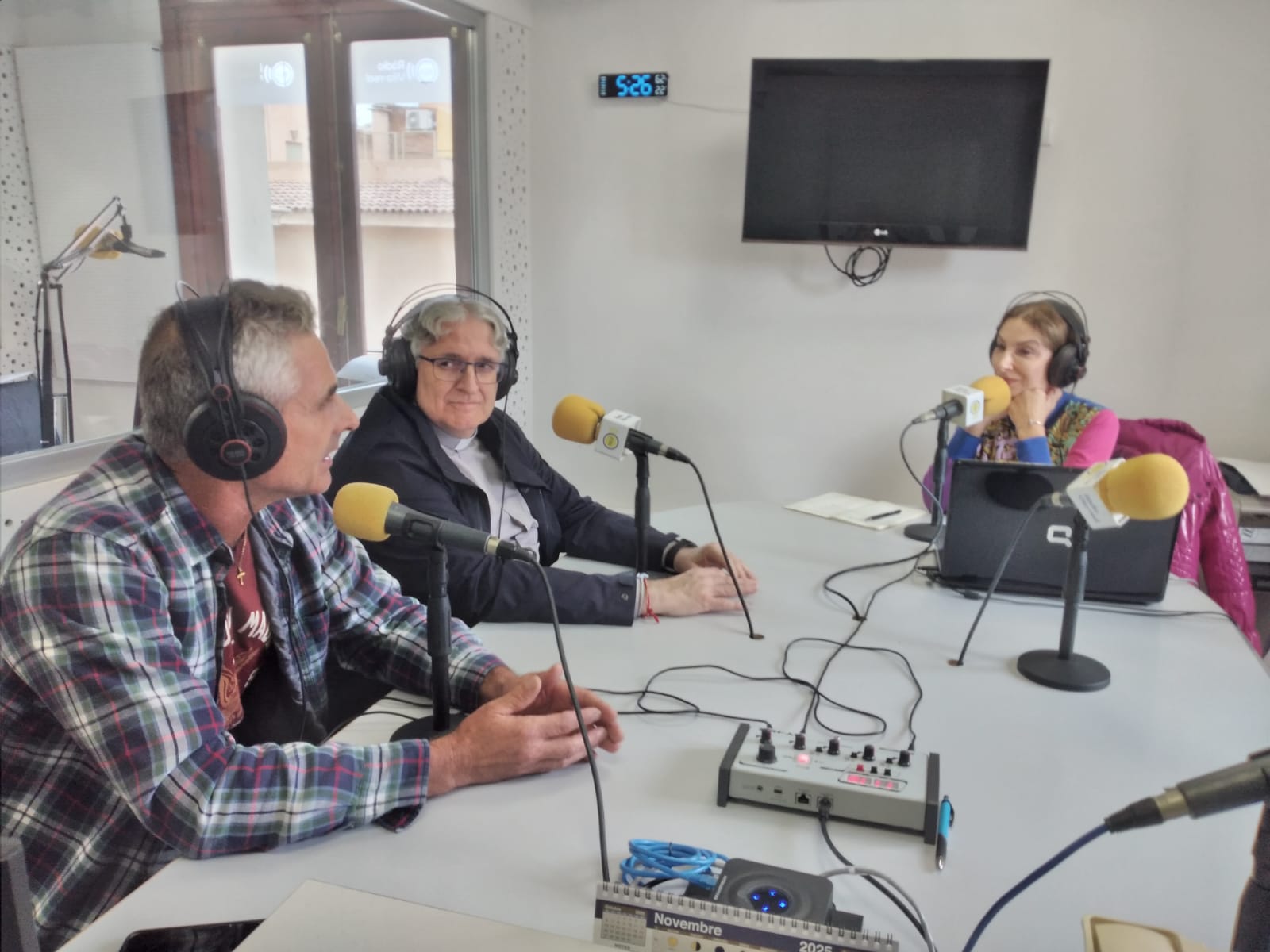 Parlem amb Mossen Juan Agost, Vicari de l´església arxiprestal de Vila-real i Jose Pascual Albiol compta la seua experiència personal