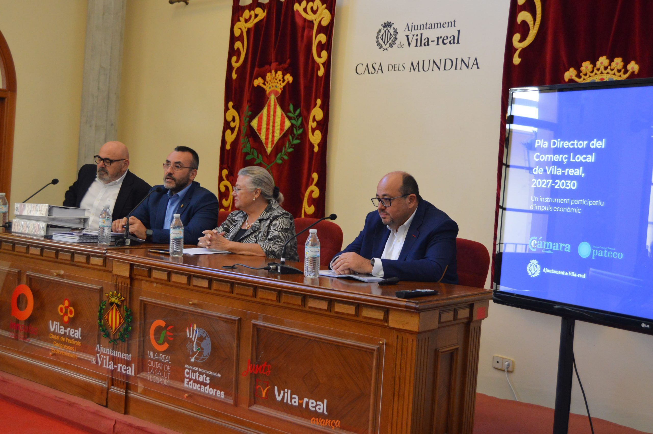 Vila-real i la Cambra de Comerç inicien el camí per a elaborar el nou Pla Director del Comerç Local amb la participació del teixit comercial