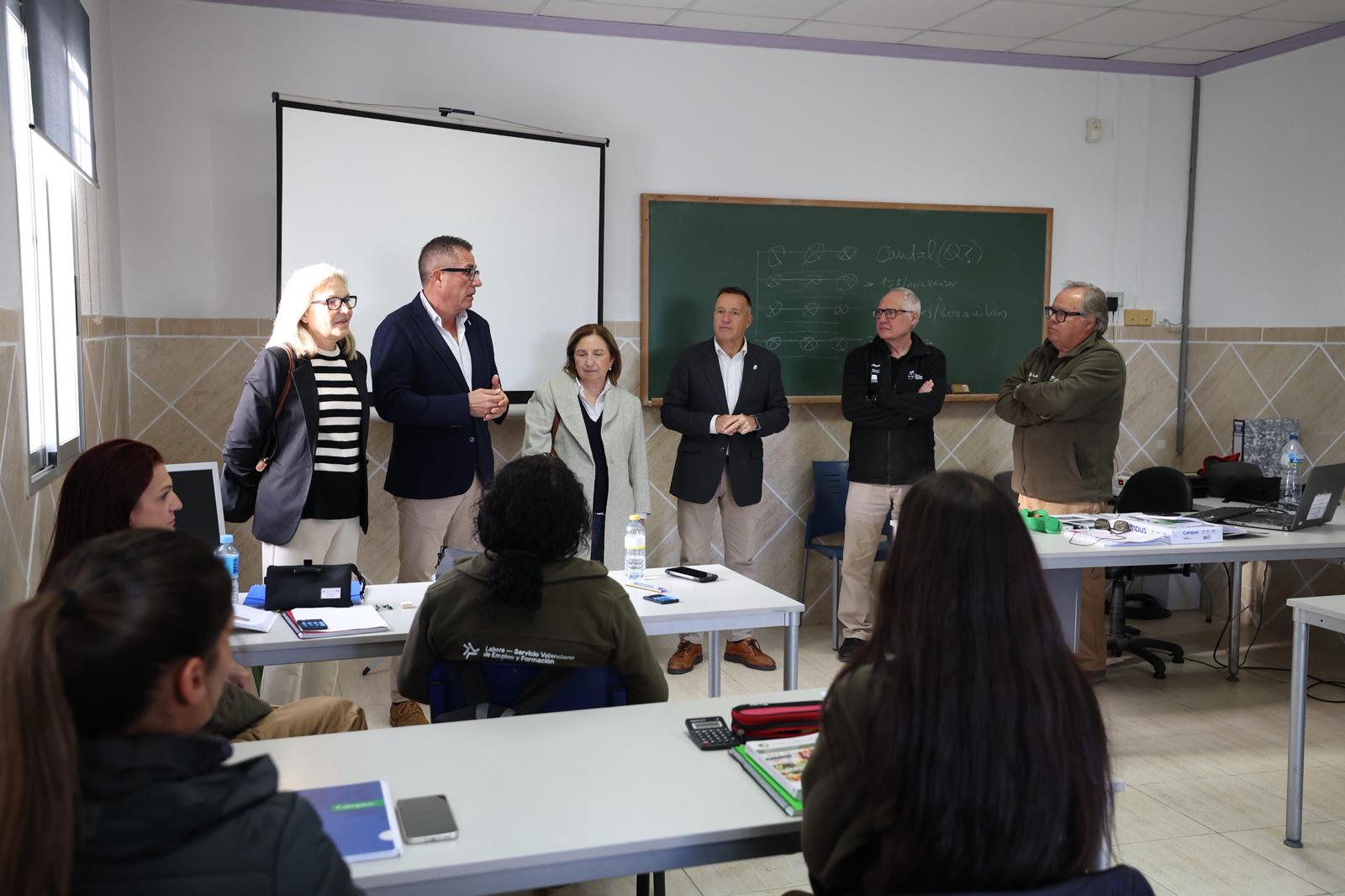 Burriana Inserta’ destina al voltant de 600.000 euros a la formació de persones desocupades en risc d’exclusió social