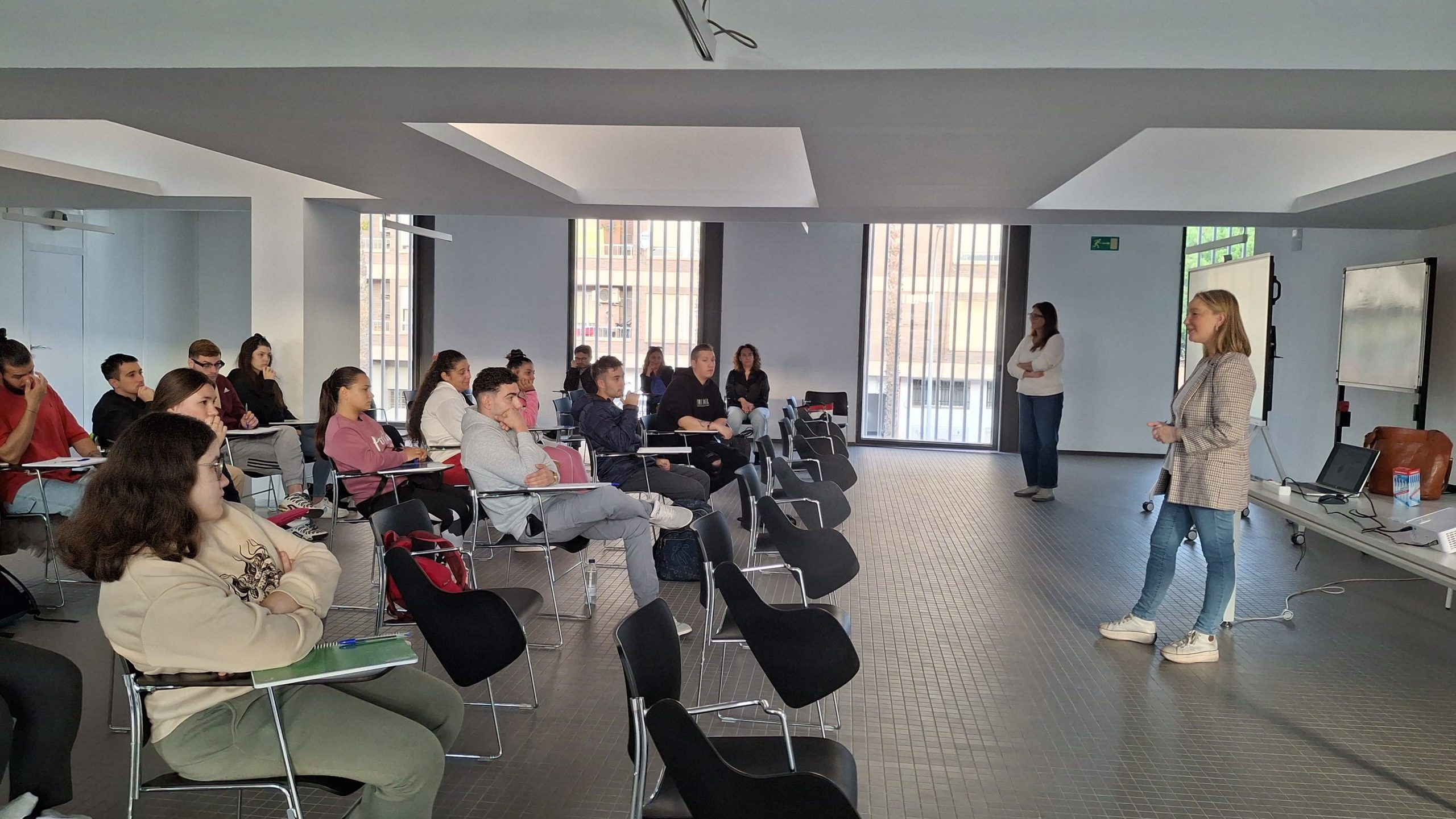 Vila-real posa en marxa un nou programa d’ocupació que rehabilitarà l’ermita Mare de Déu de Gràcia