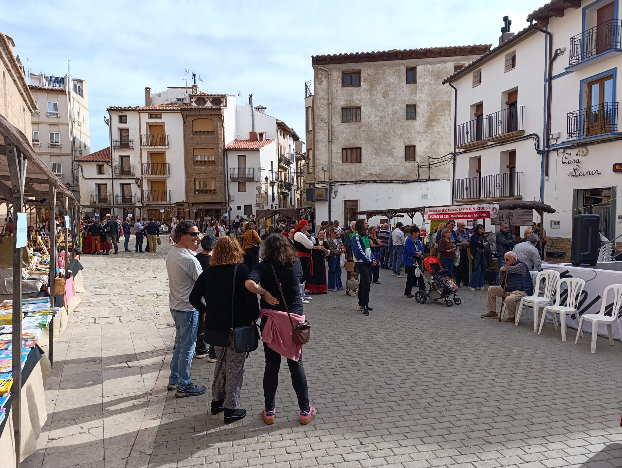 Artesania, divulgació gastronòmica i tradició marquen la Fira de Tots Sants de Vistabella del Maestrat