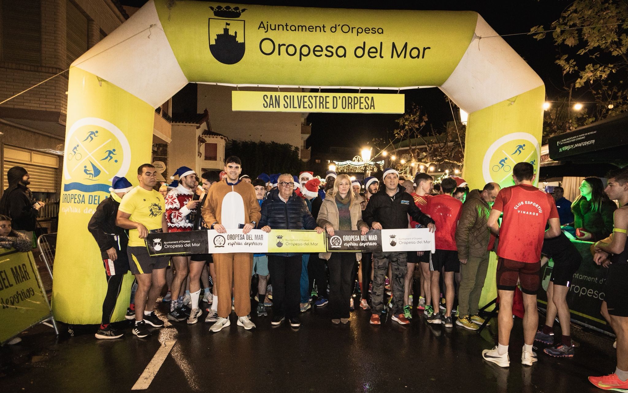 Oropesa del Mar celebra con éxito la XIV edición de la San Silvestre pese a la lluvia