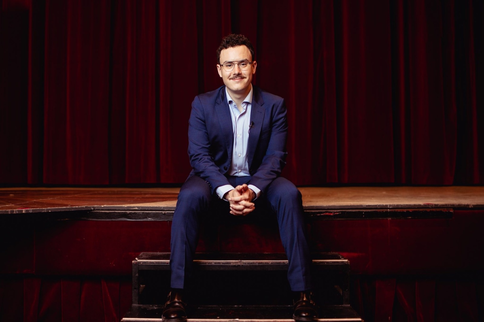 Onda ficha al campeón de España de oratoria, Fernando Miralles, para el ciclo cultural en La Campaneta