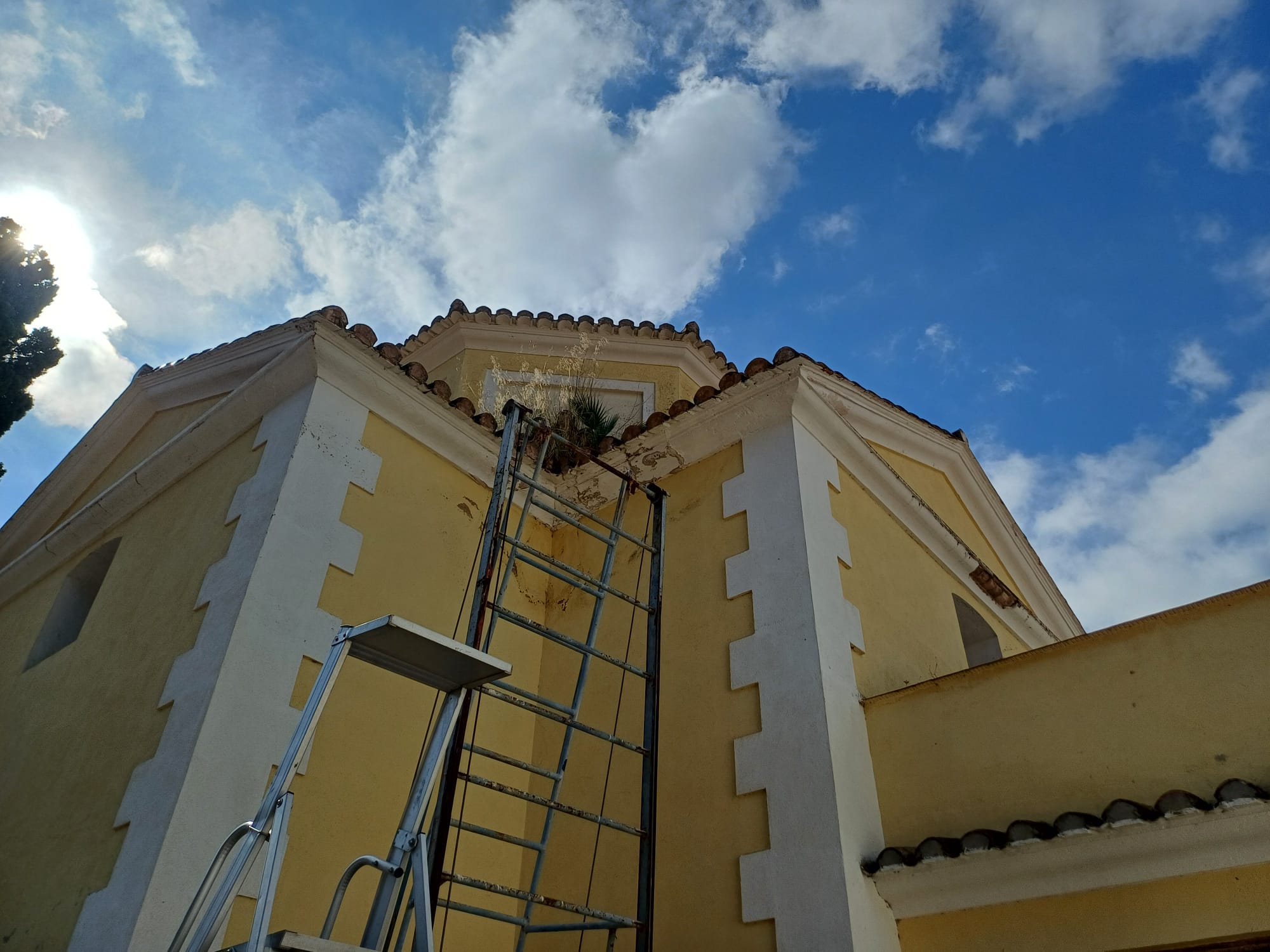 Burriana impulsa treballs de manteniment i conservació al Cementeri Municipal