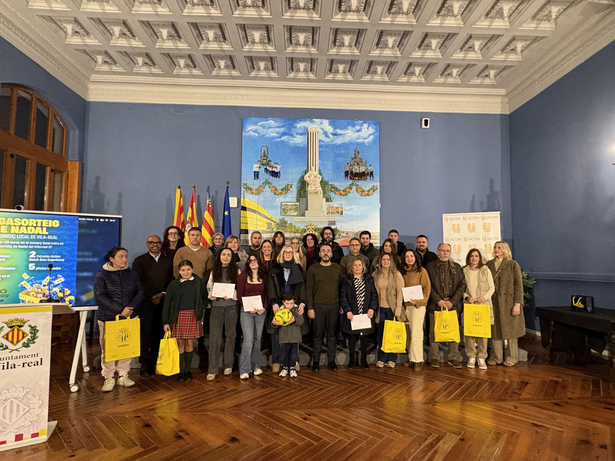 Vila-real lliura els premis de la campanya de Nadal de suport al comerç impulsada d’UCOVI amb el Villarreal CF