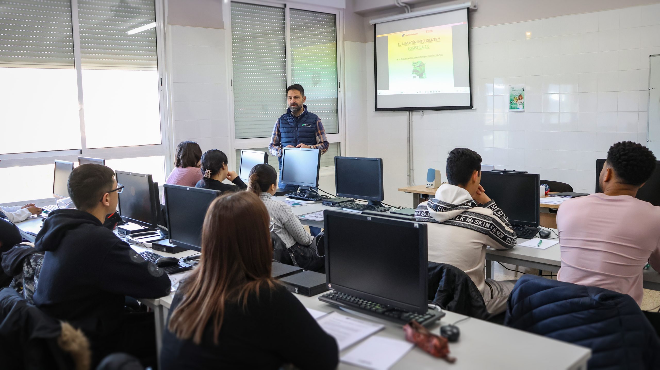 Onda Inserta lanza nuevas formaciones en Inteligencia Artificial e Industria para impulsar el empleo