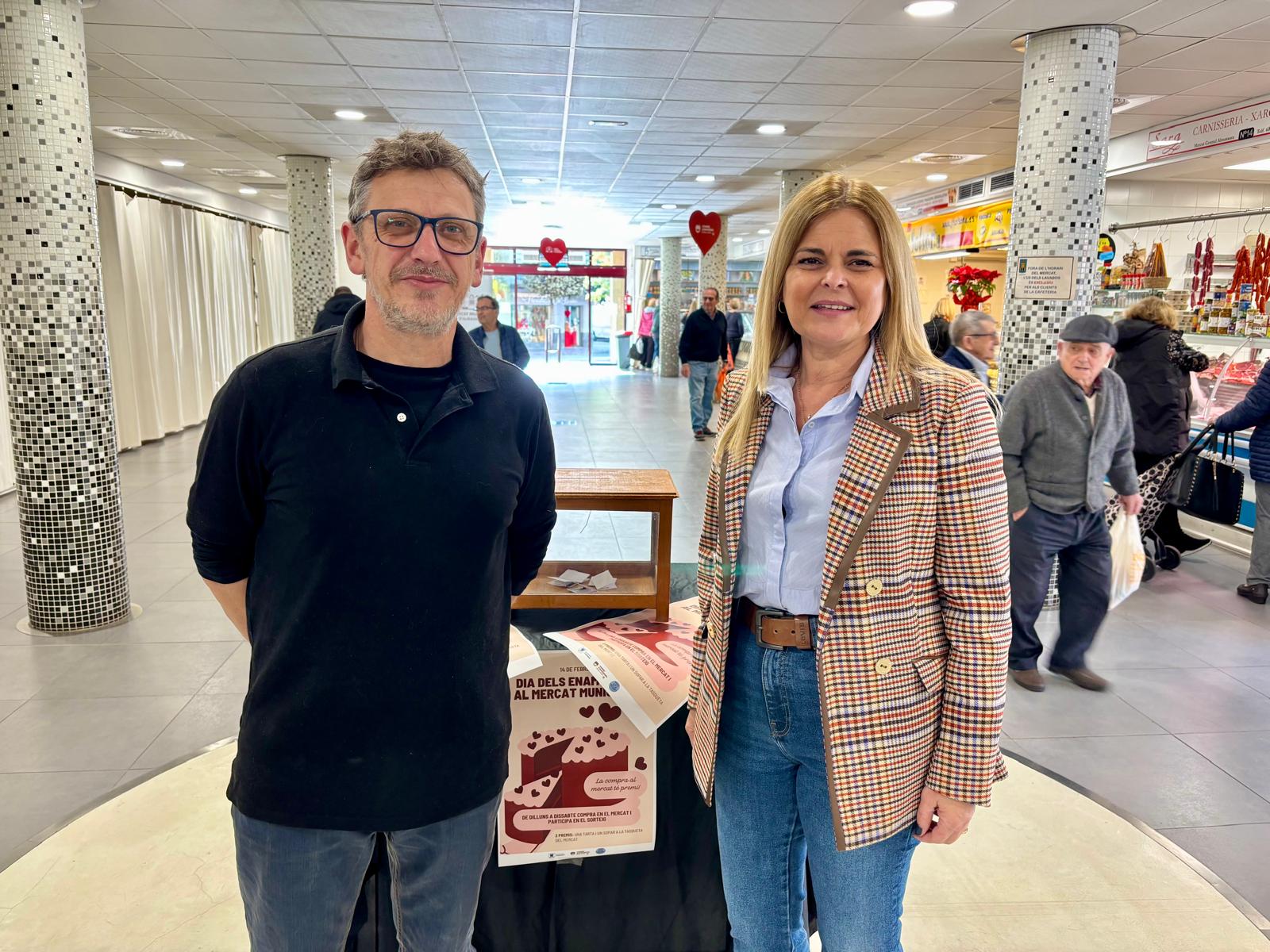 El Mercado Municipal de Almassora celebra el Día de los Enamorados con un sorteo especial