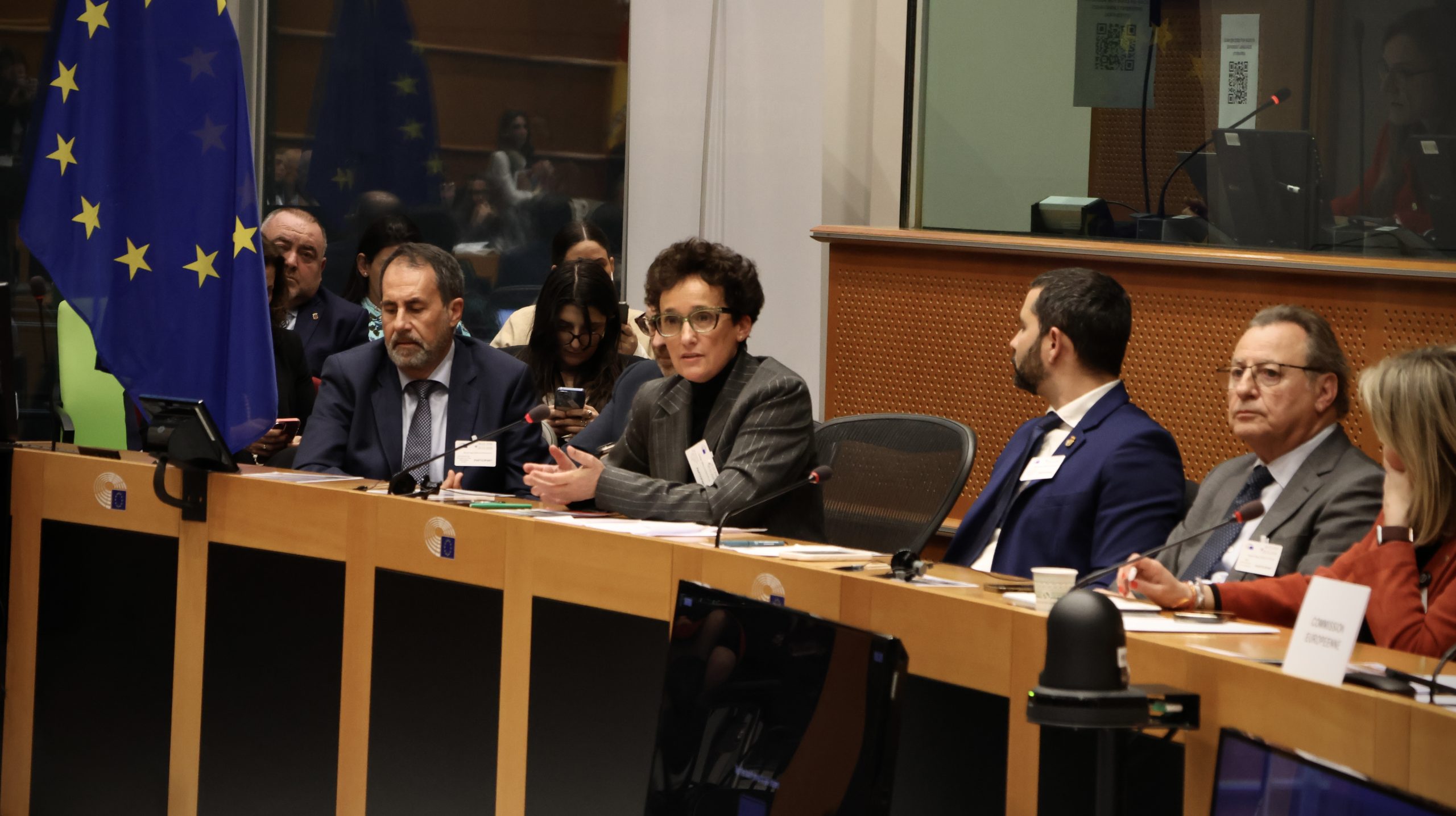 Ballester defiende de nuevo la cerámica en Bruselas y exige reglas justas para la industria europea