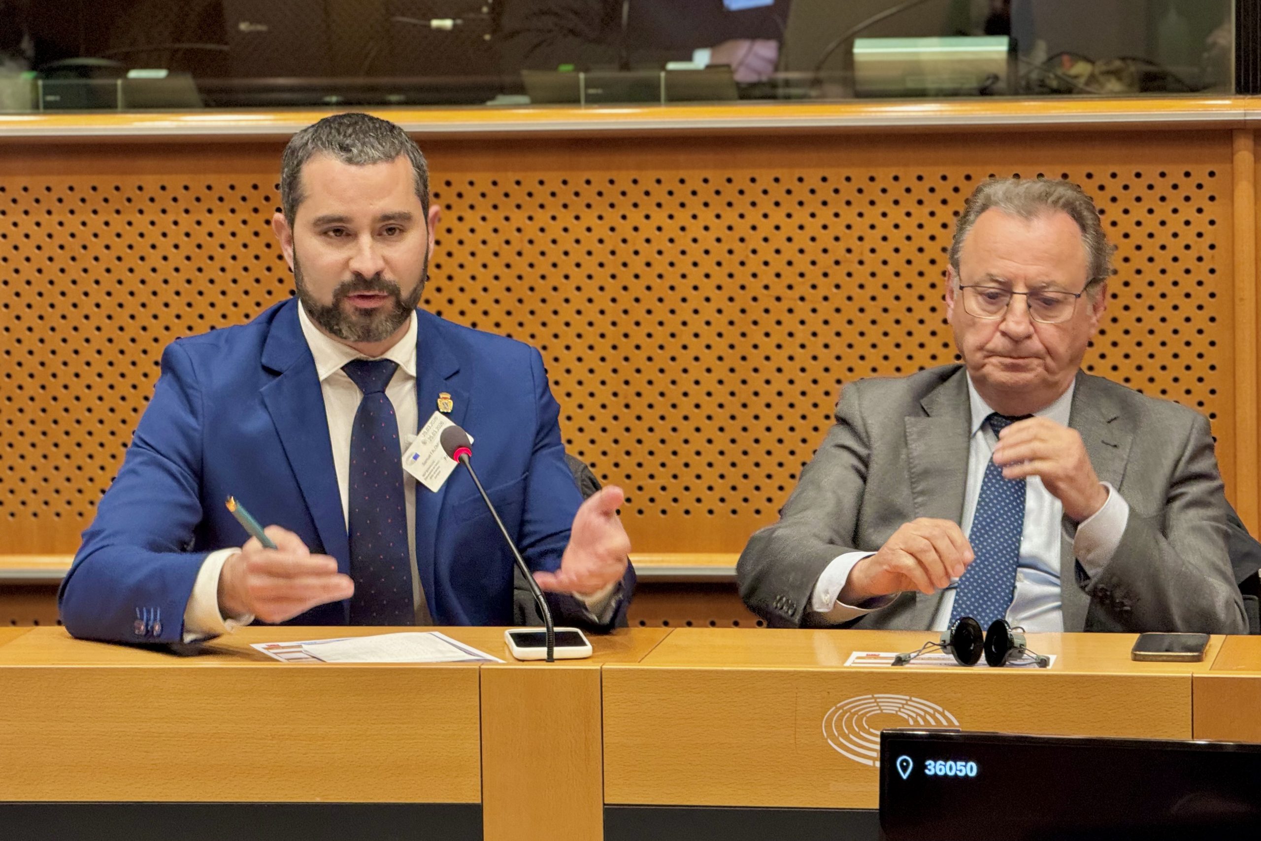 Falomir defén a Brussel·les una transició energètica realista per a la ceràmica de Castelló i alerta que una regulació mal enfocada pot posar en risc la producció i l’ocupació del sector