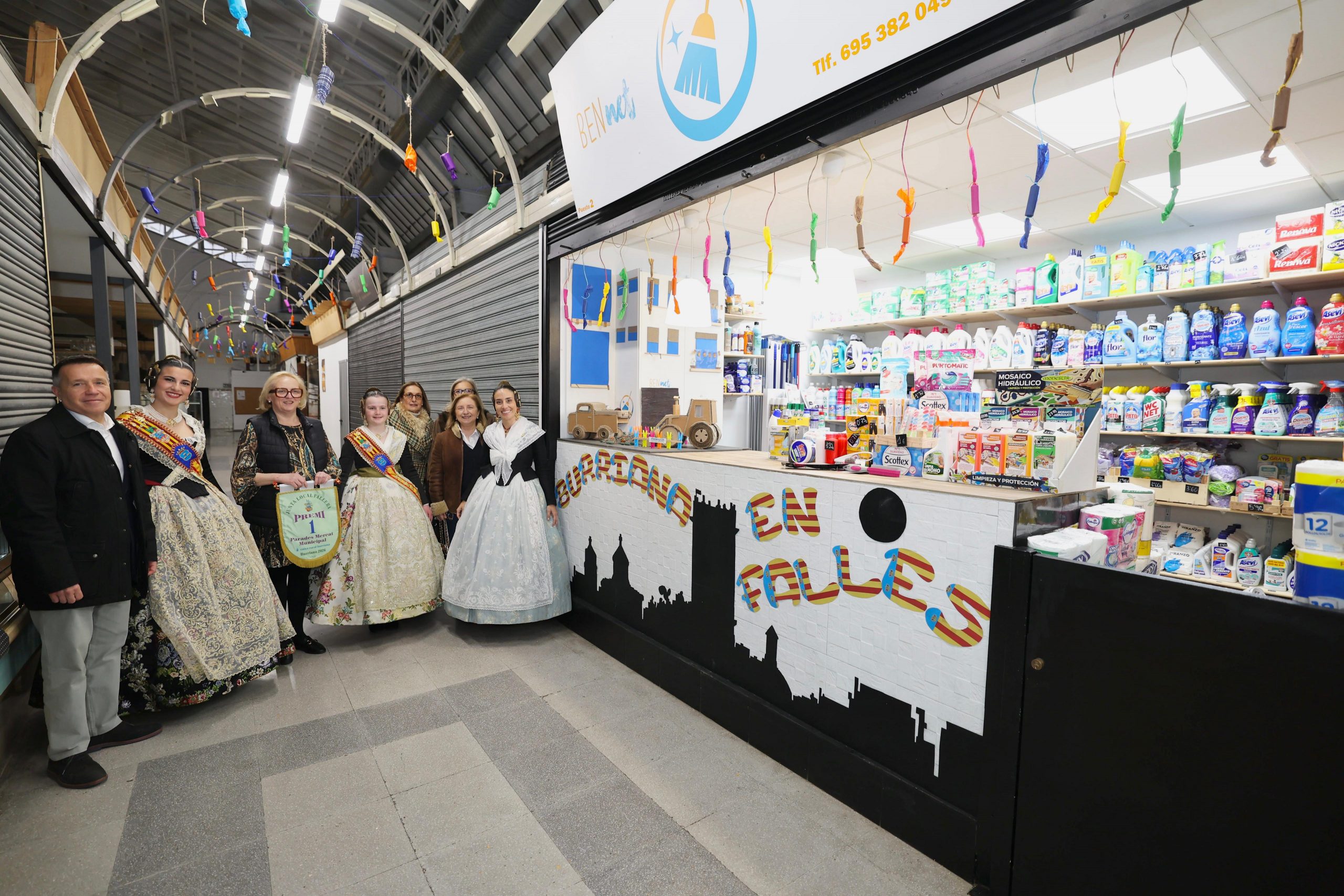 Burriana entrega els premis del Concurs de Decoració Fallera d’Espais Comercials 2026