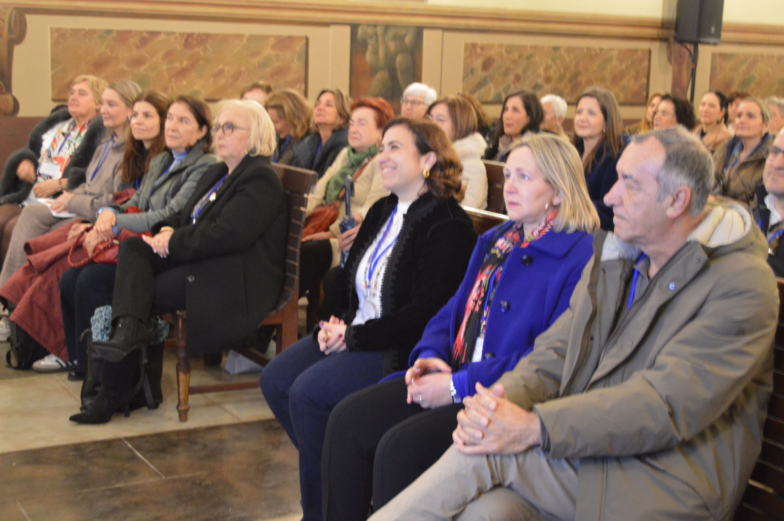 Fajardo i Samblás participen en la trobada de dones vinculades a comunitats de regants celebrada a Vila-real