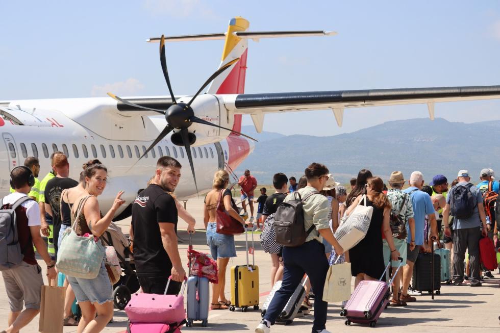 El aeropuerto de Castellón promueve la redacción de un estudio para solicitar la declaración de la ruta de Madrid como Obligación de Servicio Público