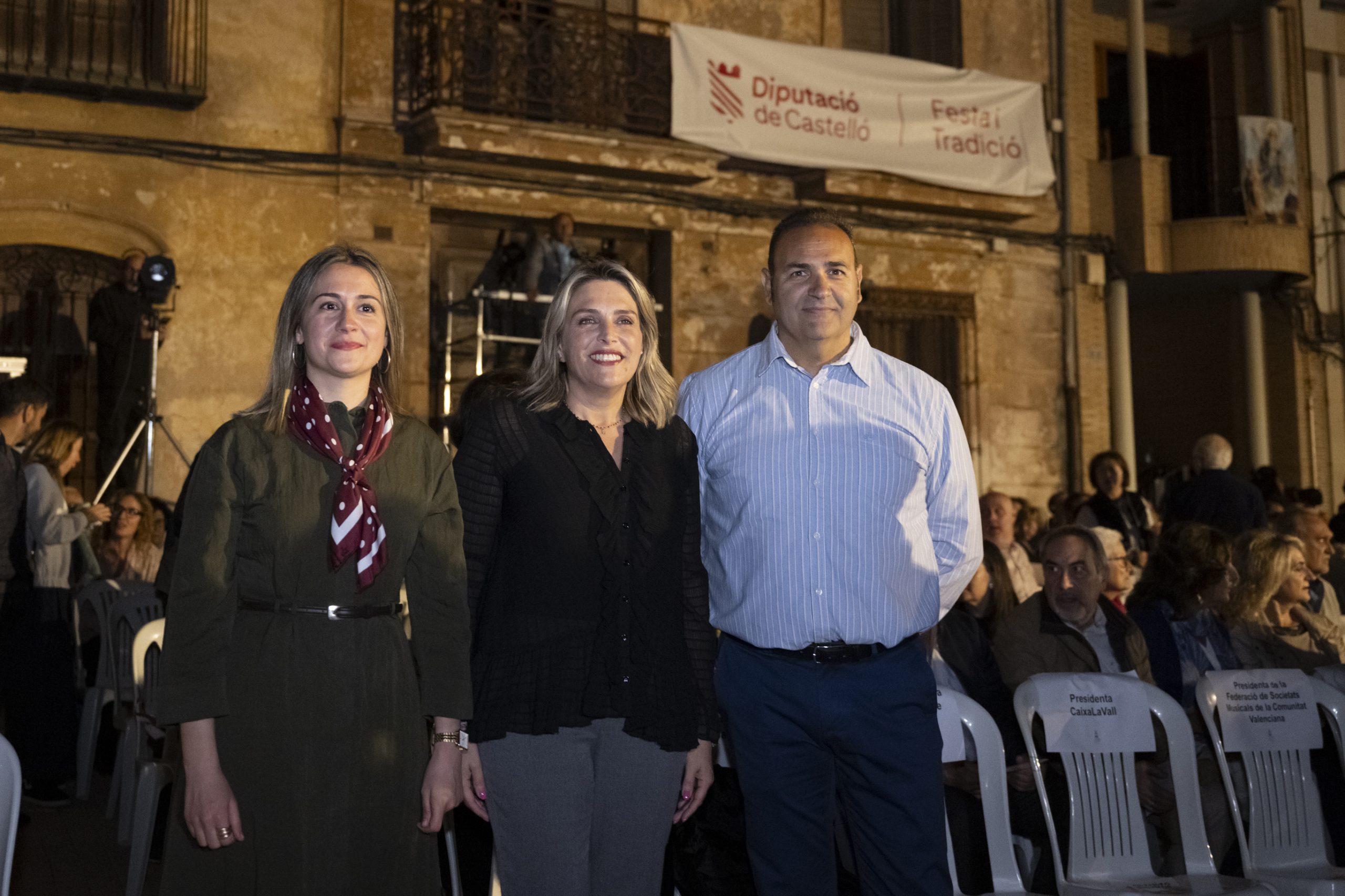 Marta Barrachina enaltix la façana de la Parròquia de l’Assumpció en el centenari de la seua finalització, com a símbol de fe i art de la Vall d’Uixó