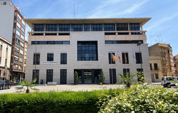 Burriana adjudica el servici de manteniment de les instal·lacions tèrmiques municipals a CLECE FS S.A.