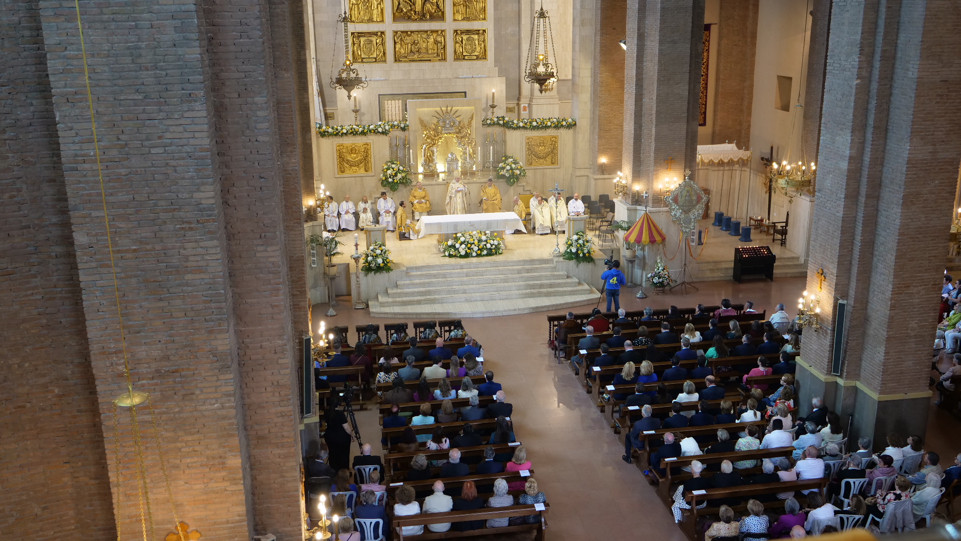 Missa Pontifical en honor a Sant Pasqual