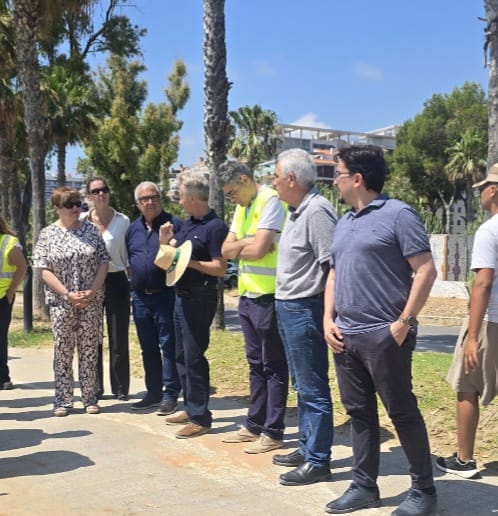 Oropesa del Mar recibe a la Subdelegada del Gobierno para comprobar los trabajos de regeneración del litoral