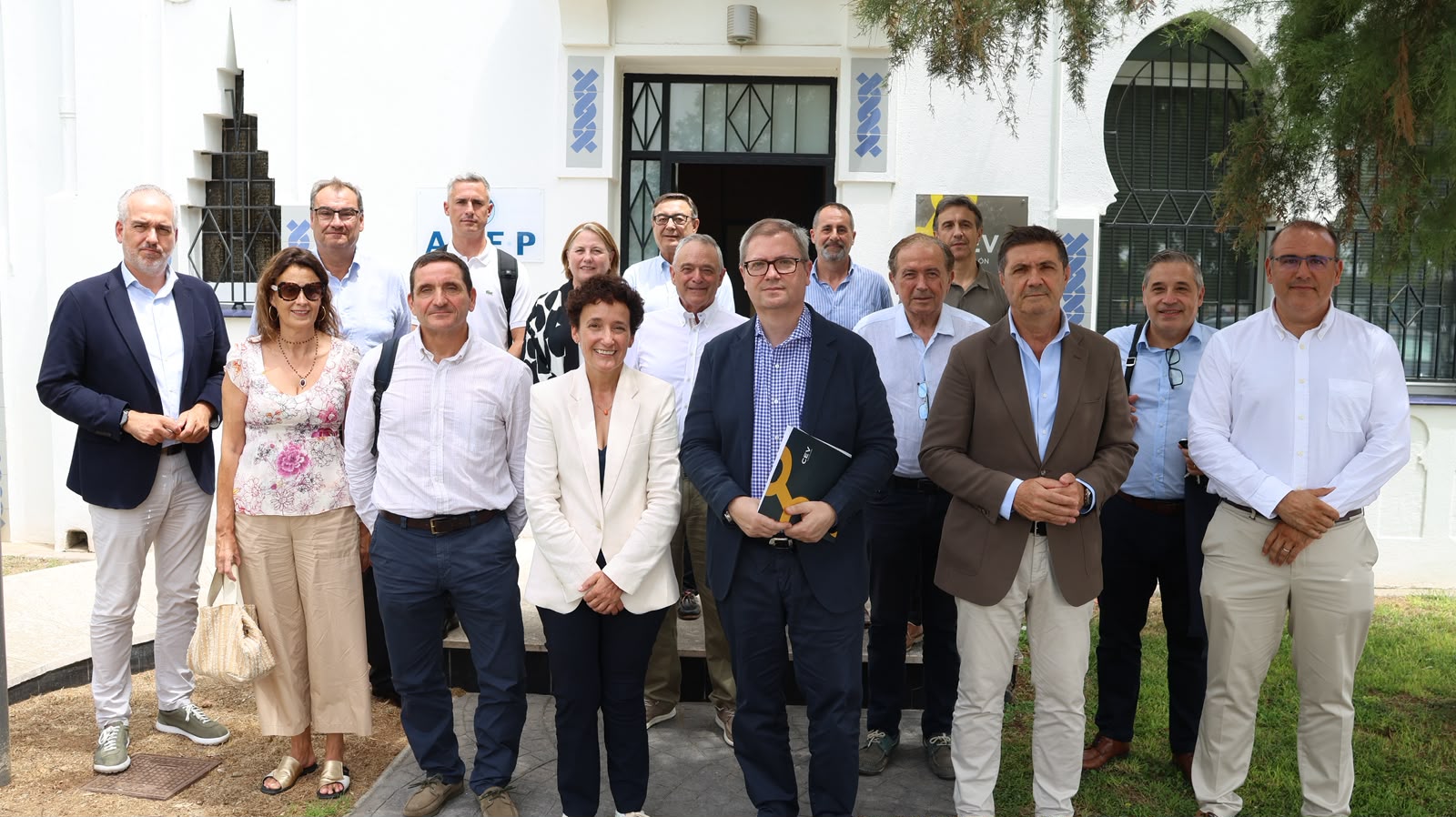 Ballester suma a los empresarios de Castellón como aliados de la política útil y de la generación de confianza