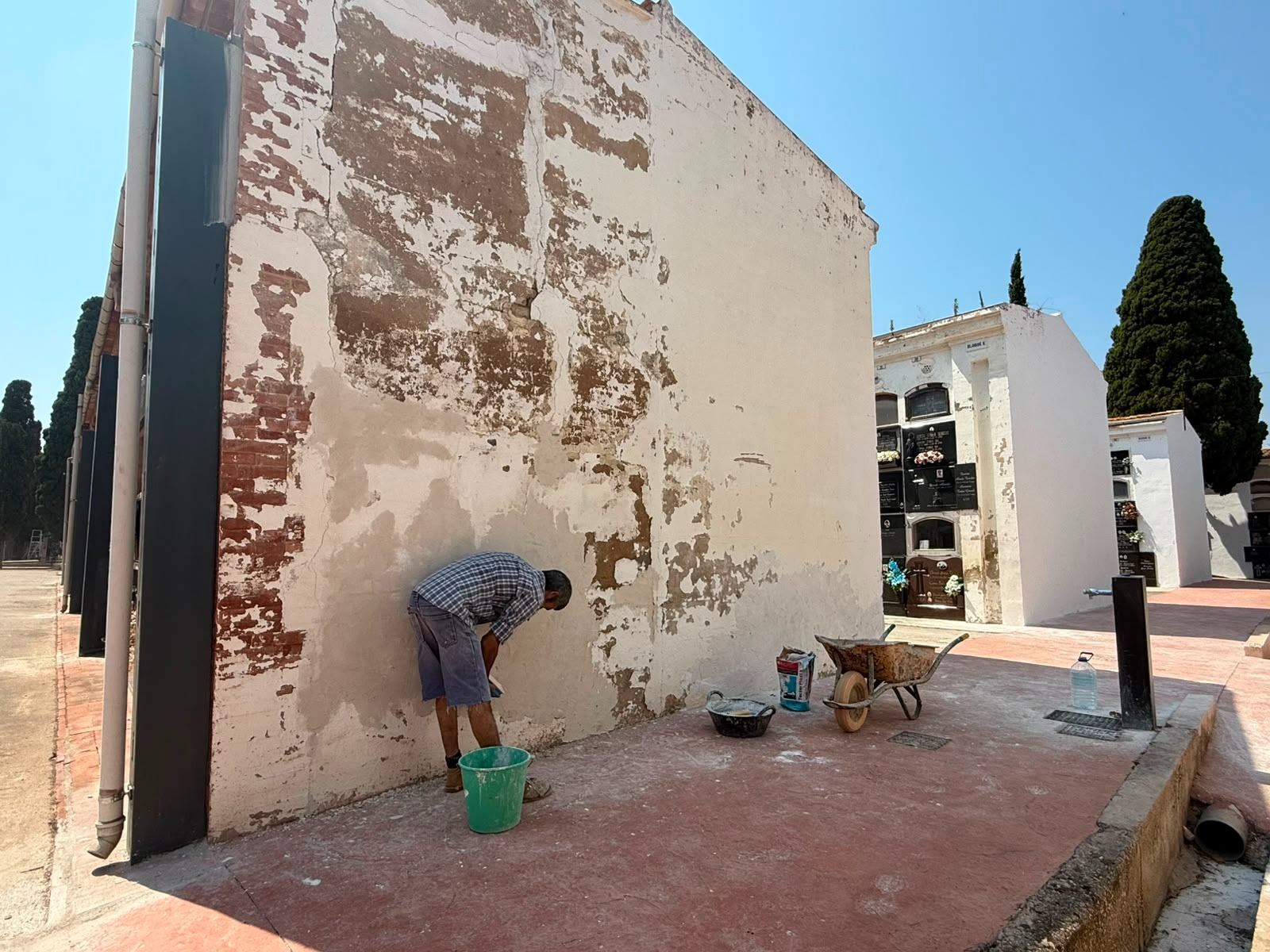 Burriana reforça la neteja de camins rurals i l’adequació de dependències municipals amb la contractació de 48 desocupats agrícoles