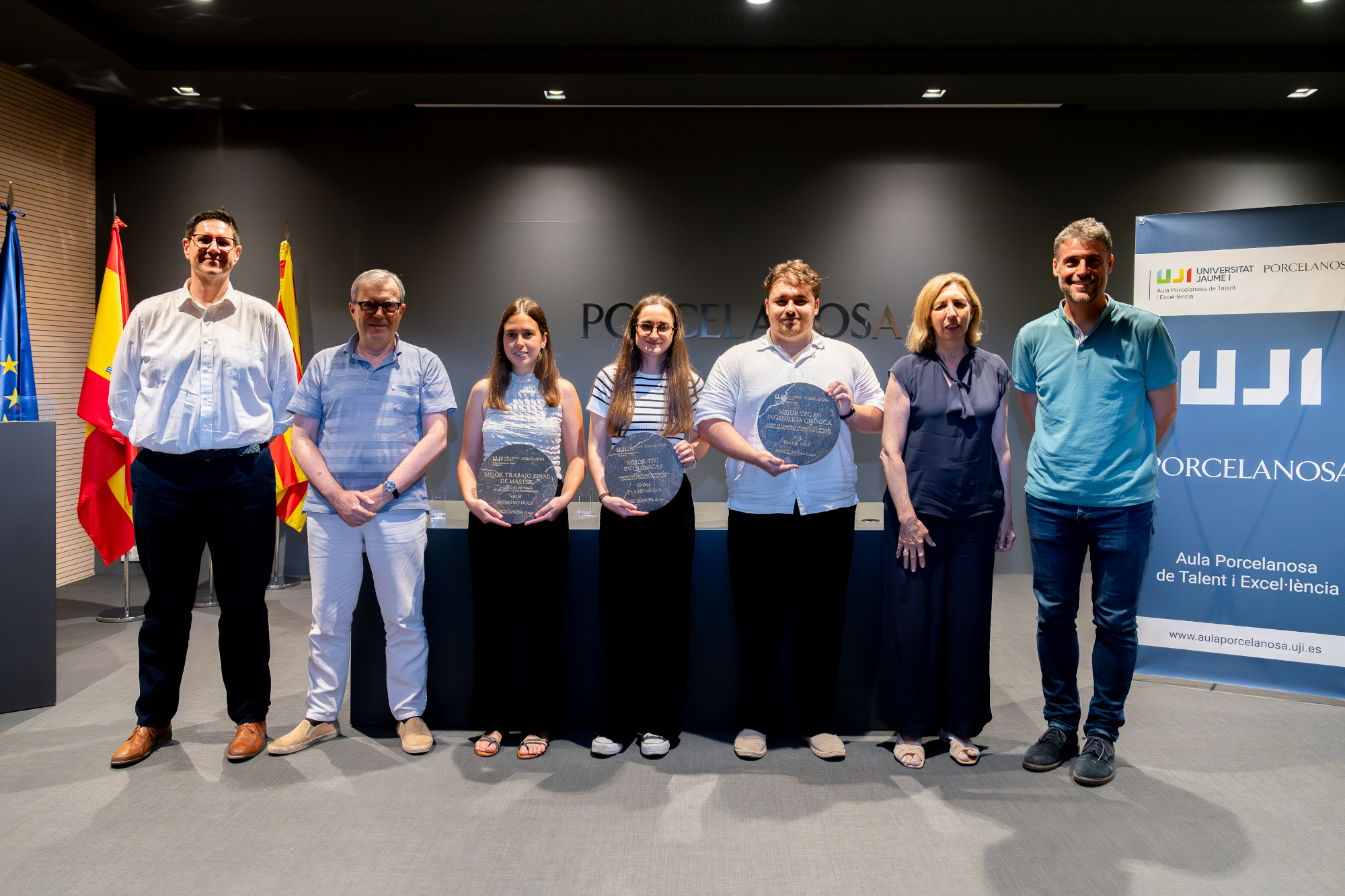 L’Aula Porcelanosa de Talent i Excel·lència de l’UJI atorga tres premis als millors TFG i TFM vinculats a la innovació en el sector ceràmic