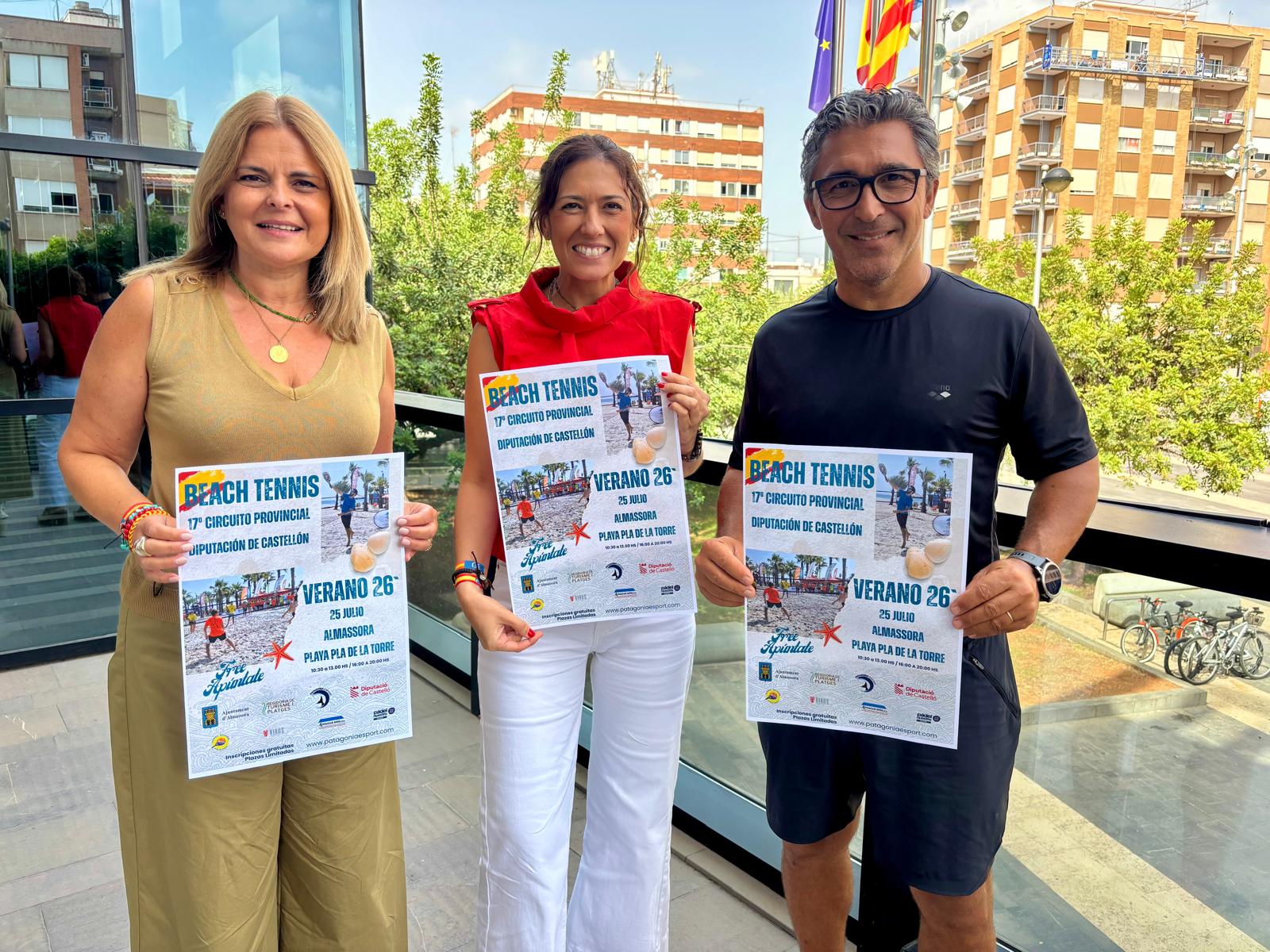 Almassora acoge una nueva edición del Circuito Provincial de Beach Tennis con una jornada gratuita para toda la familia