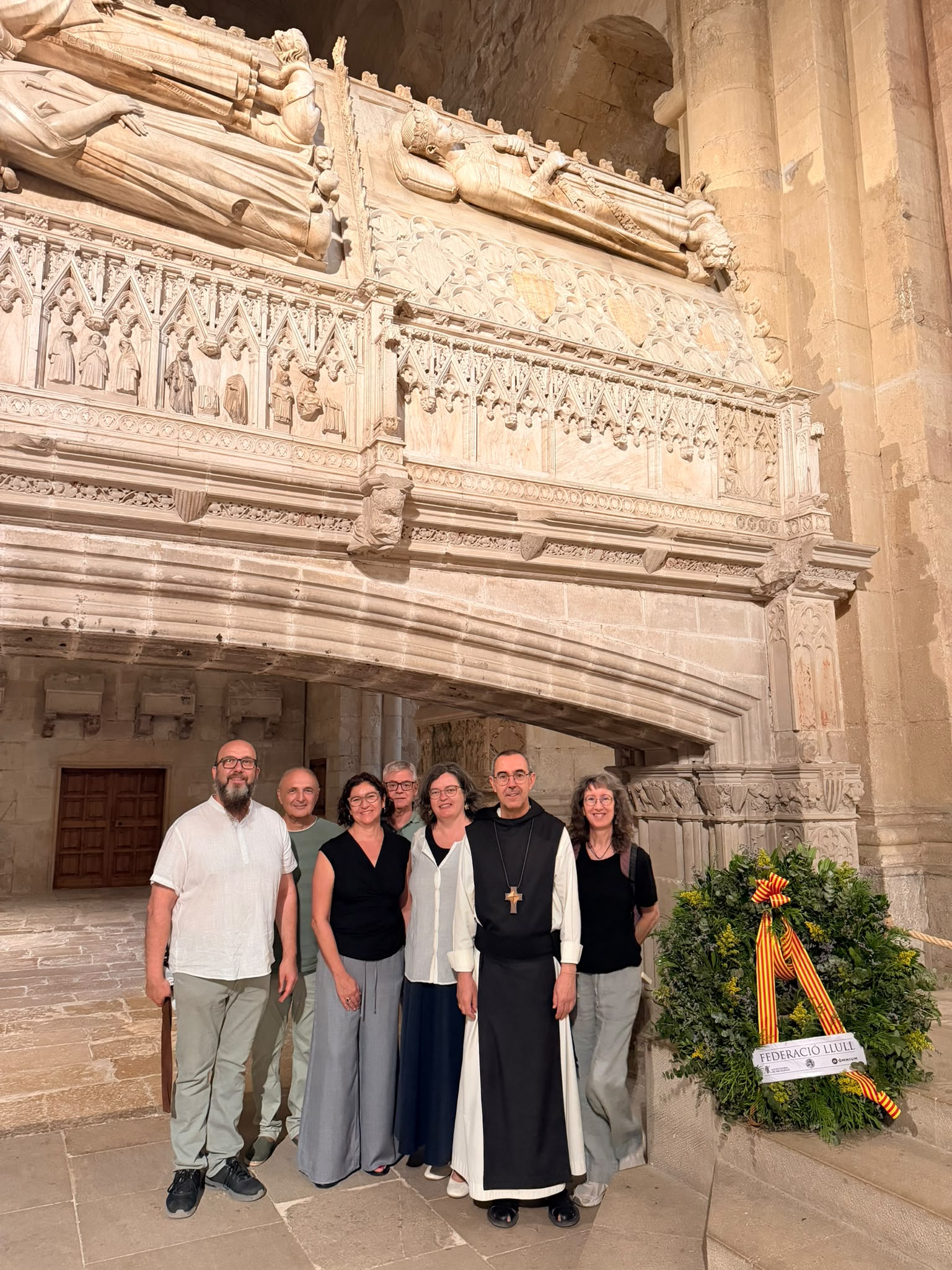 Vila-real participa en l’homenatge a Jaume I al Monestir de Poblet en el 750é aniversari de la mort del fundador de la ciutat