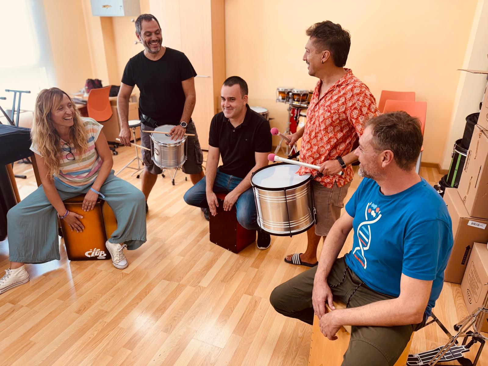 Batucada y Calaix flamenc, noves activitats en el Centre Municipal de les Arts de Burriana