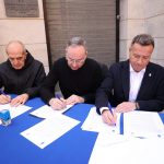 Burriana i el Bisbat firmen un conveni històric per a la posada en valor del patrimoni cultural i religiós del cor de la ciutat