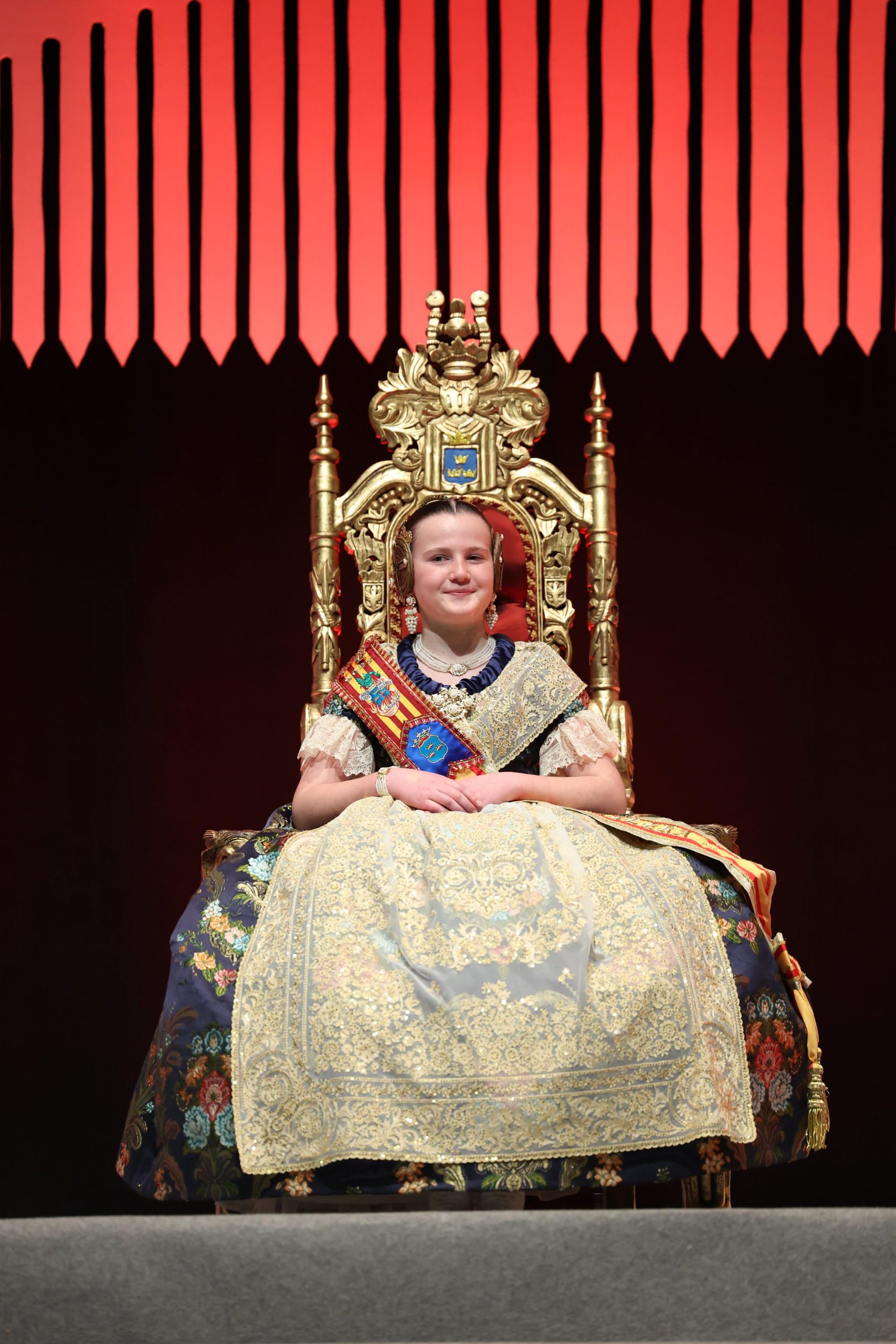 Burriana celebra el tradicional acte de pleitesia a la Reina Fallera Infantil 2026