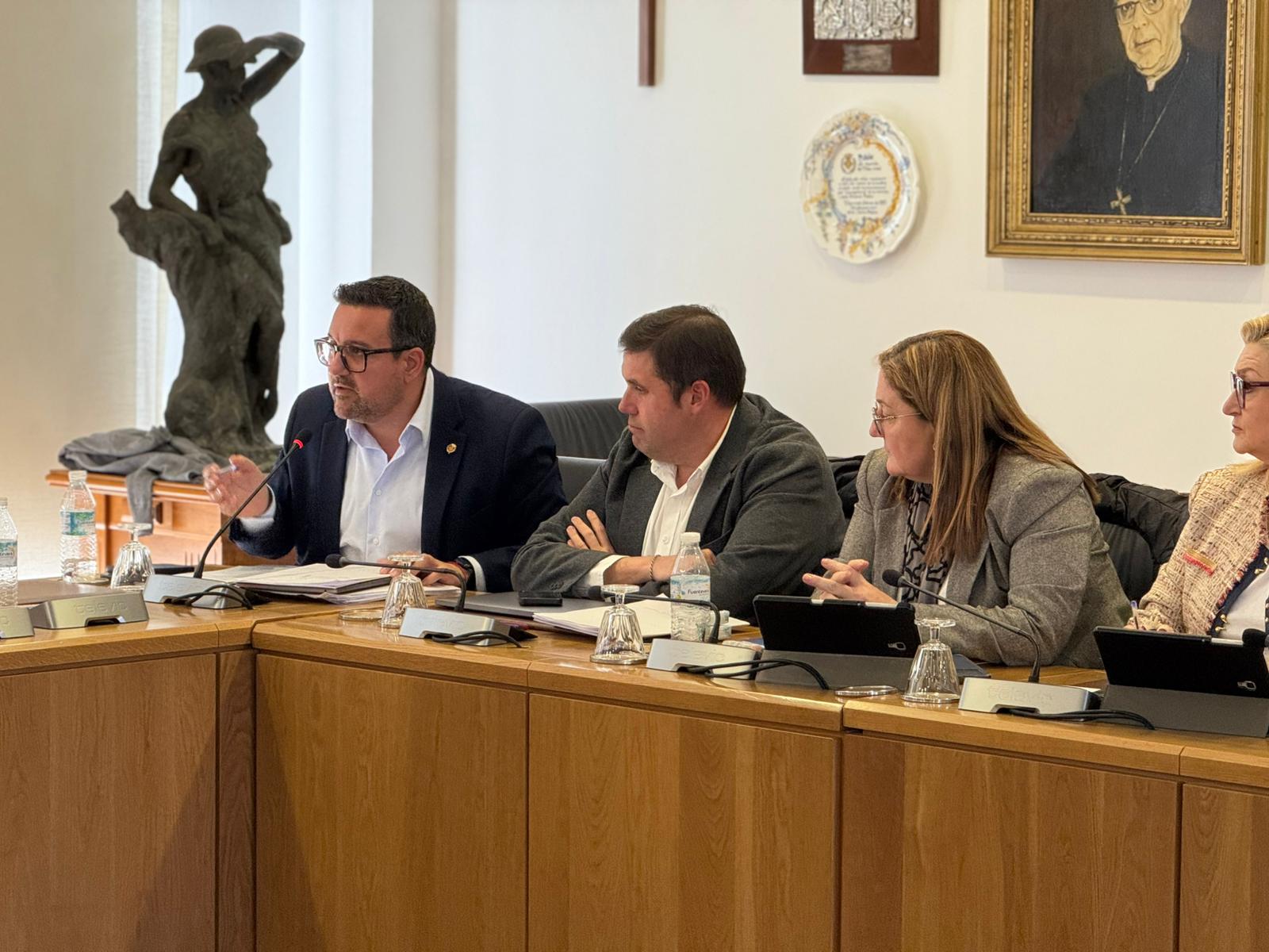 El PP presenta la seva alternativa: seguretat, rebaixa fiscal i habitatge enfront d’un pressupost sense inversions, malgrat la major recaptació de la història
