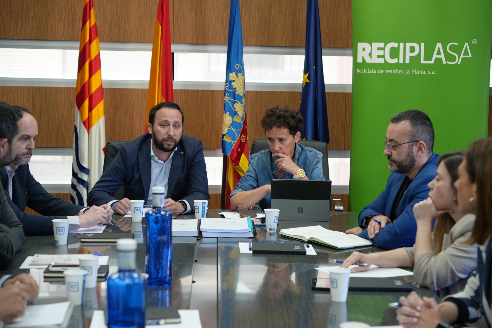 Reciplasa refuerza la coordinación institucional para garantizar el servicio tras el incendio de su planta Recibidos  PRENSA