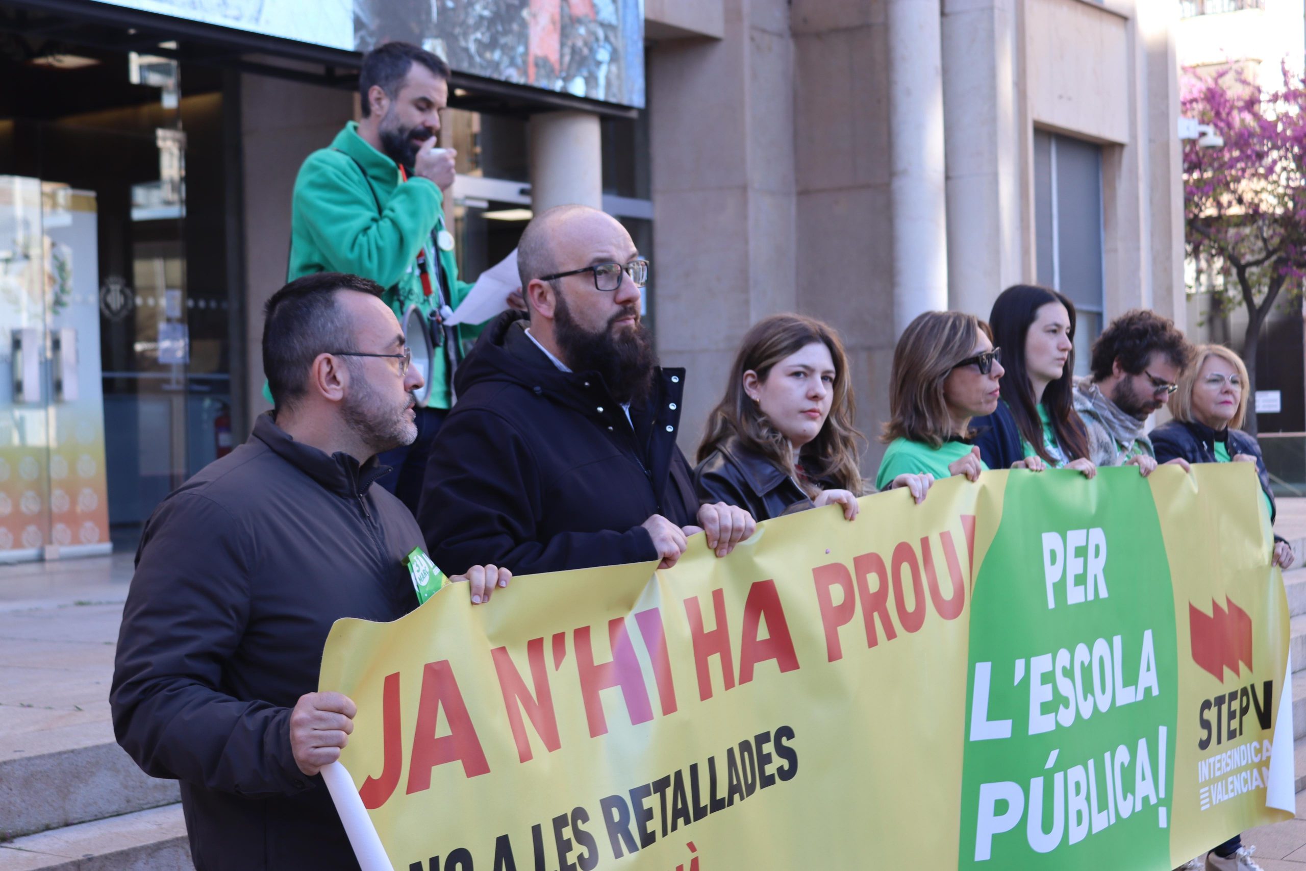 Compromís situa Vila-real com a motor del valencià en la Festa per la Llengua d’Escola Valenciana Importante según el criterio de Google Haz clic para indicar a Gmail que esta conversación no es importante