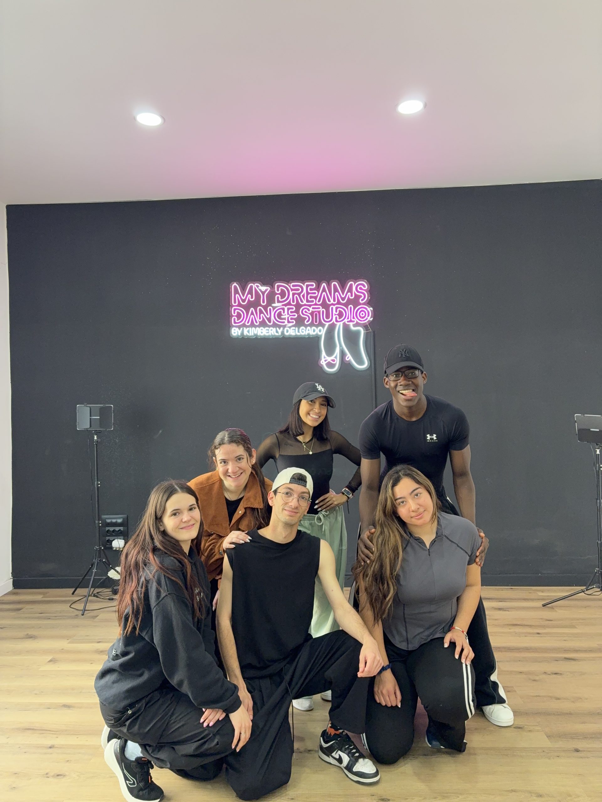 Dansa coreografiada amb diferents estils a l’escenari  del Vila-real Talent