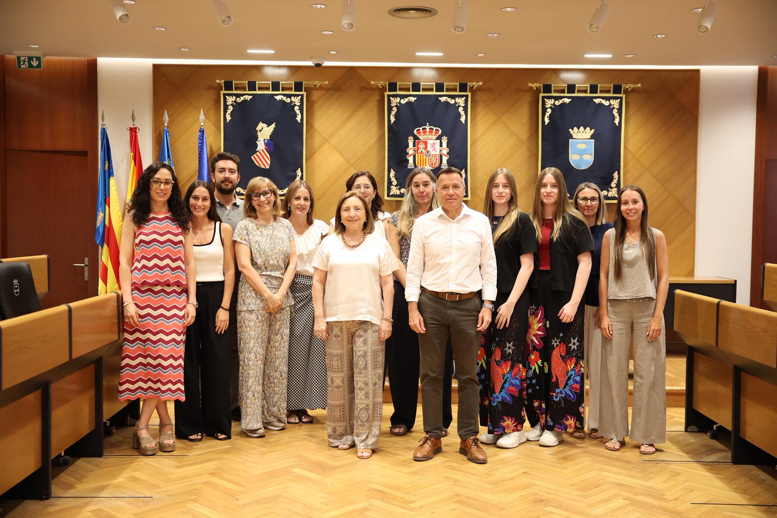 Burriana incorpora 14 auxiliars administratius de carrera i continua reduint la temporalitat en la plantilla municipal