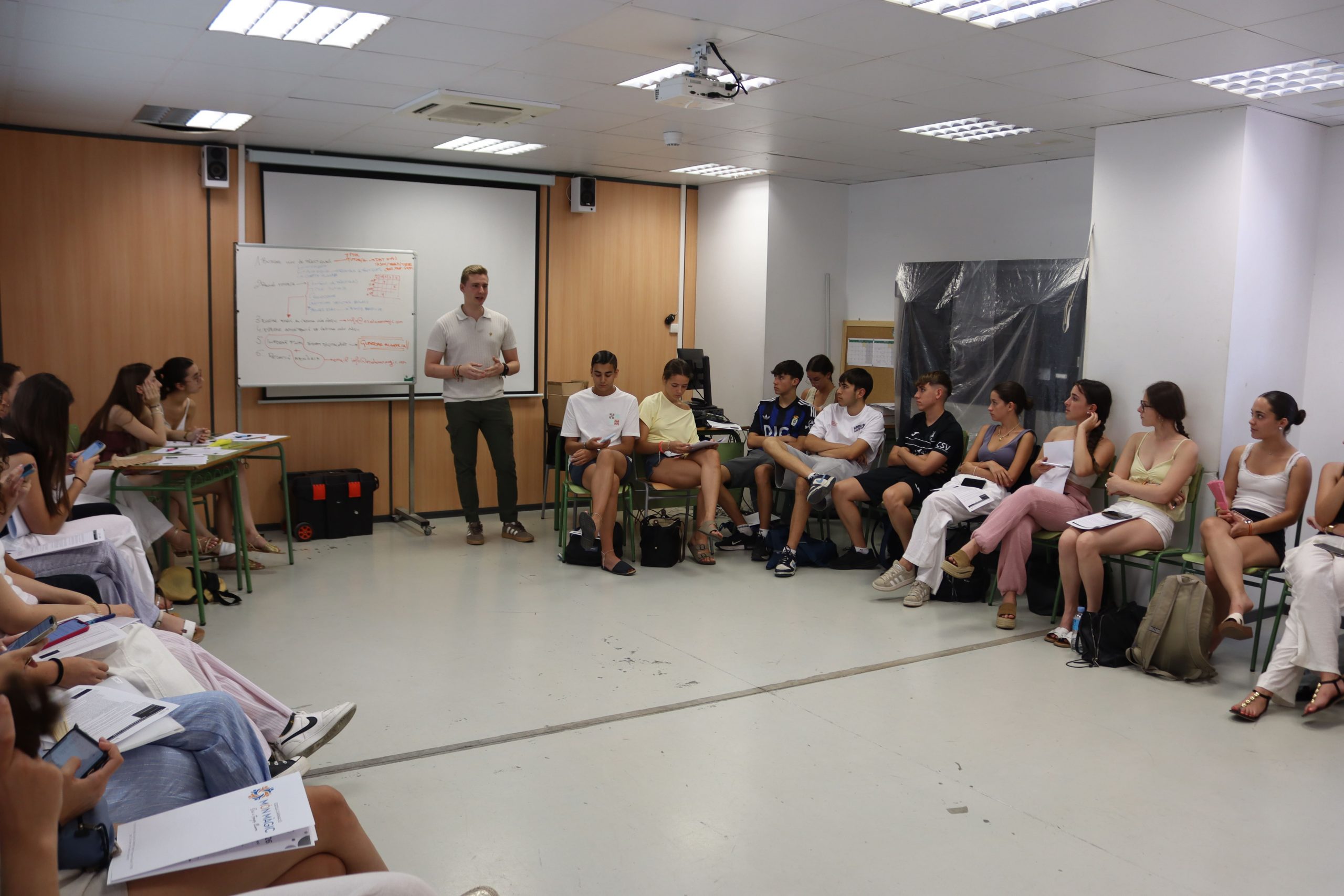 Visita Curs de Monitor/a d’activitats de temps lliure educatiu infantil i juveni