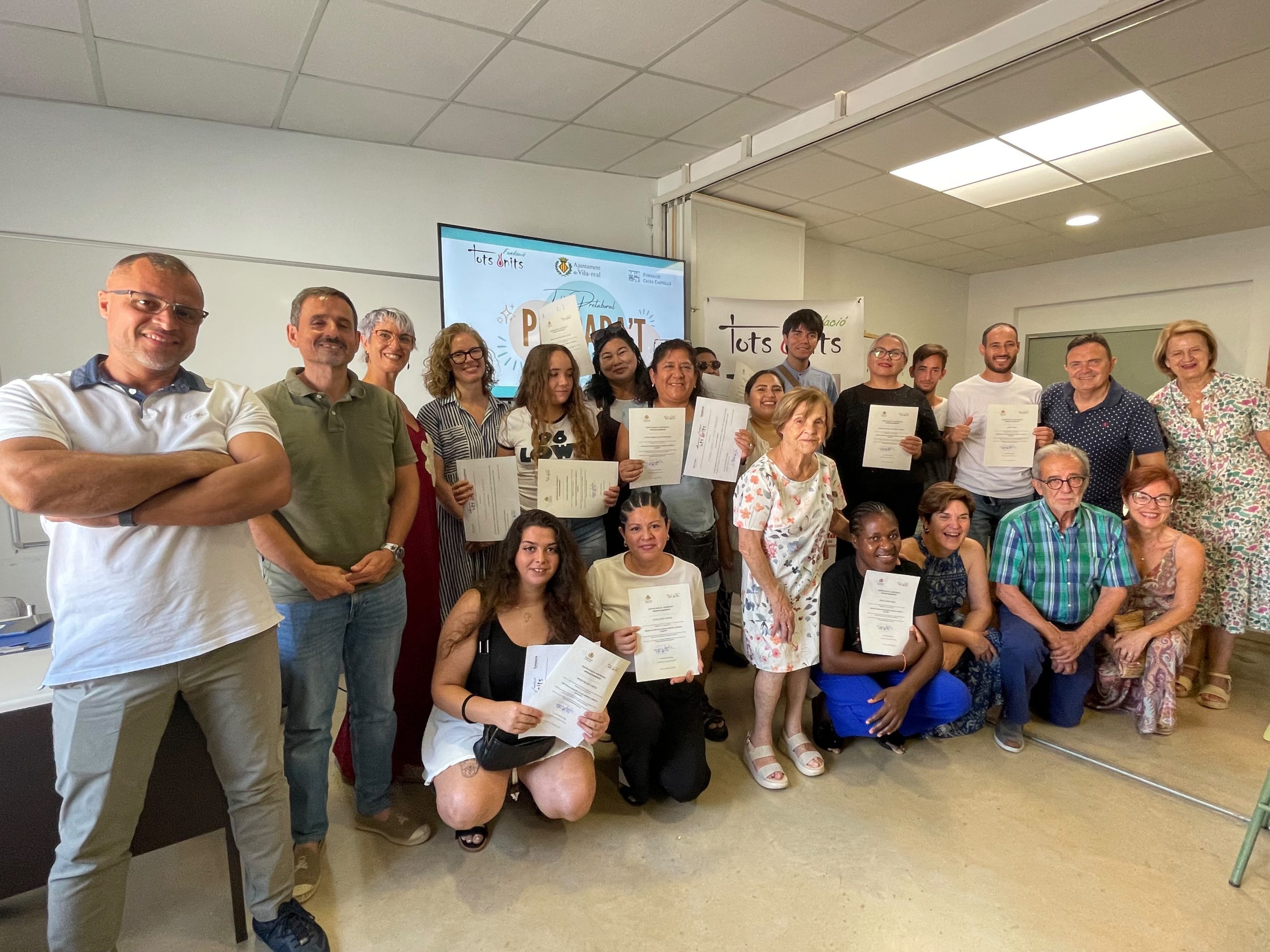 Vila-real y la Fundació Tots Units impulsa la inserción laboral de 12 personas con el segundo taller prelaboral Prepara’t